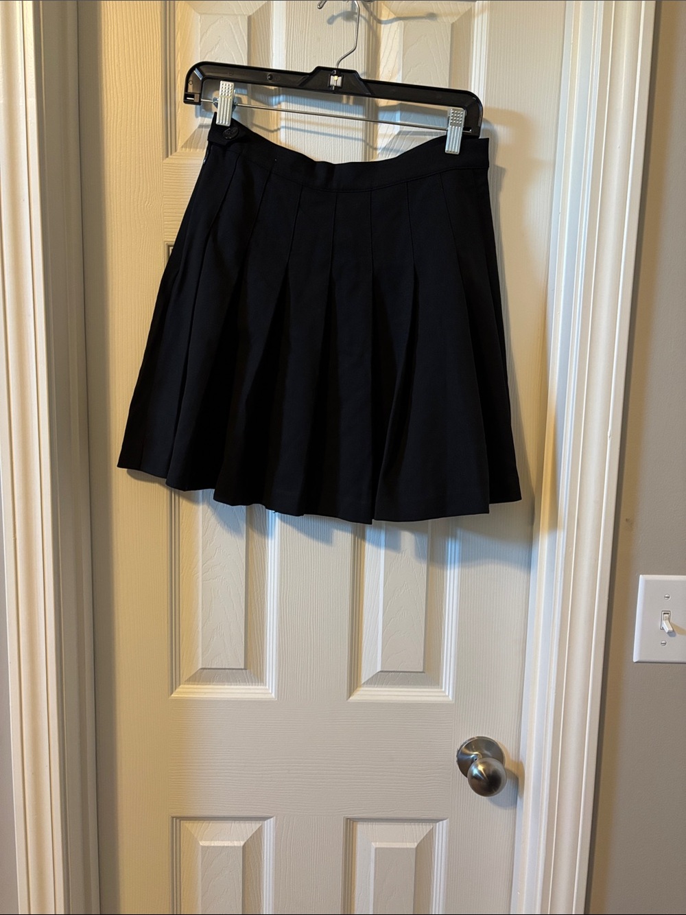 GAP Black Pleated Skater Skirt